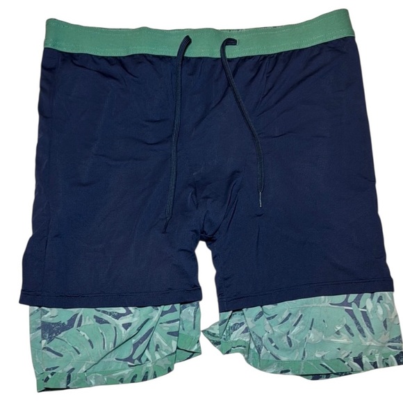 Kirkland Signature Men’s Palm Leaf Print Swim Shorts Size Large - Picture 6 of 7
